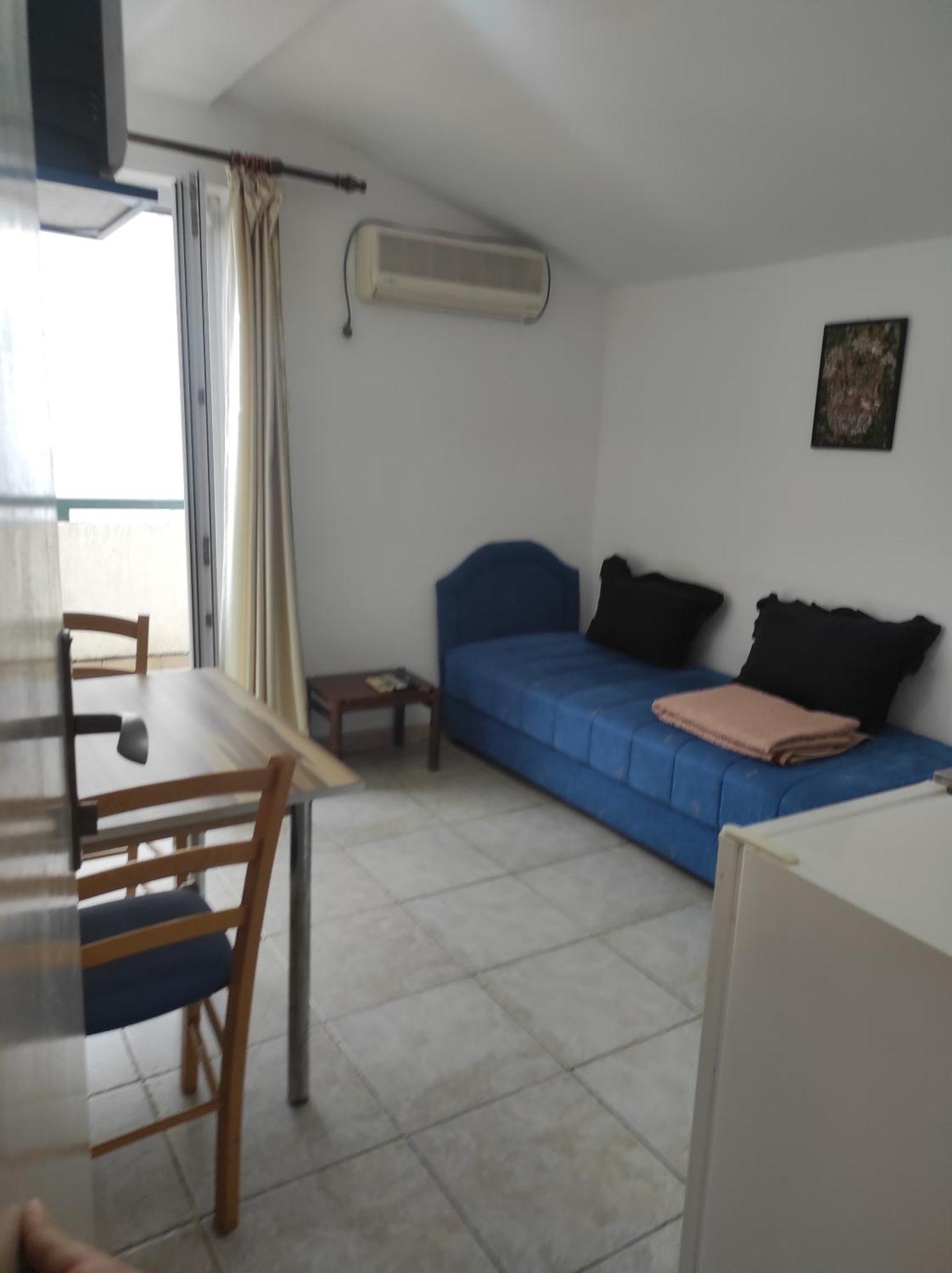 Apartments And Room Mv Petrovac Exterior photo