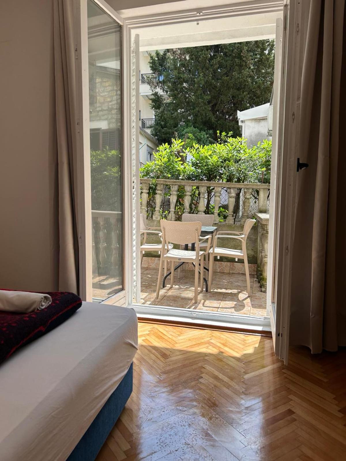 Apartments And Room Mv Petrovac Exterior photo