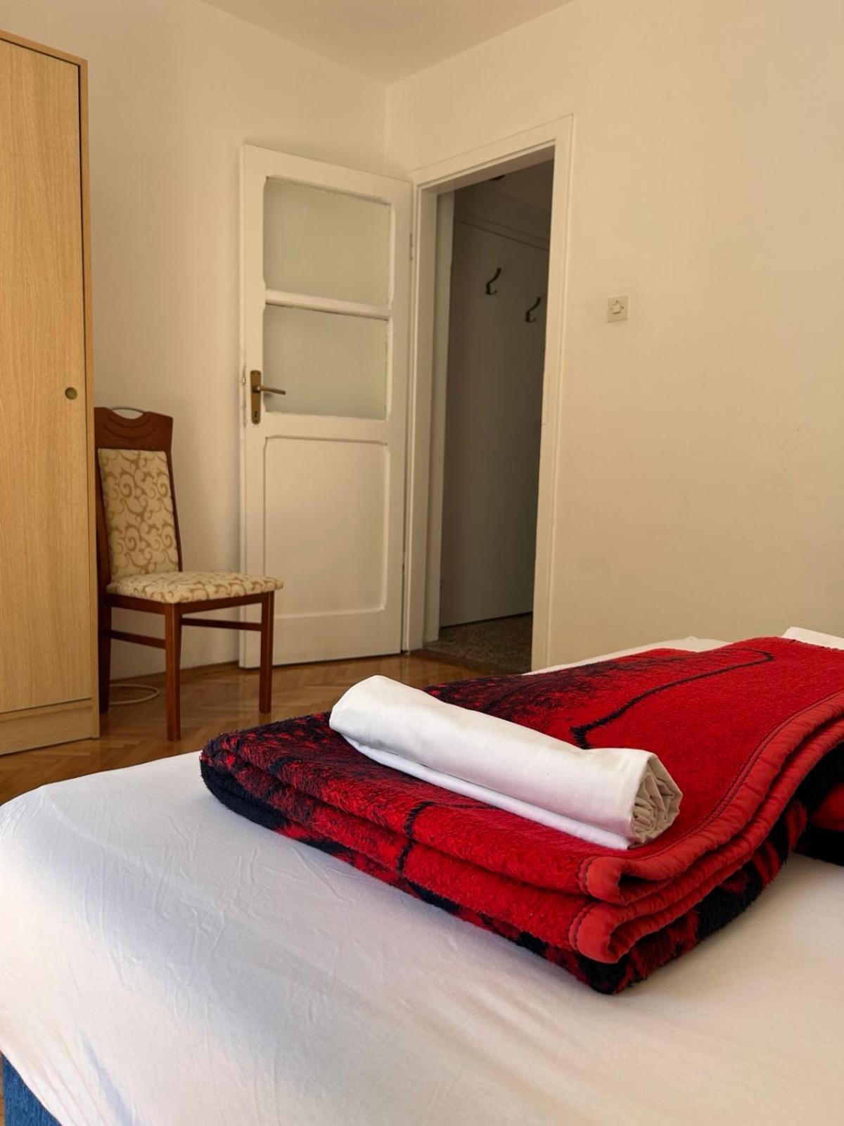 Apartments And Room Mv Petrovac Room photo
